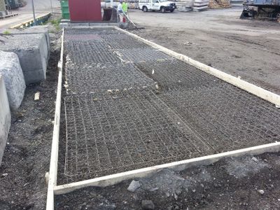mesh bed for concrete