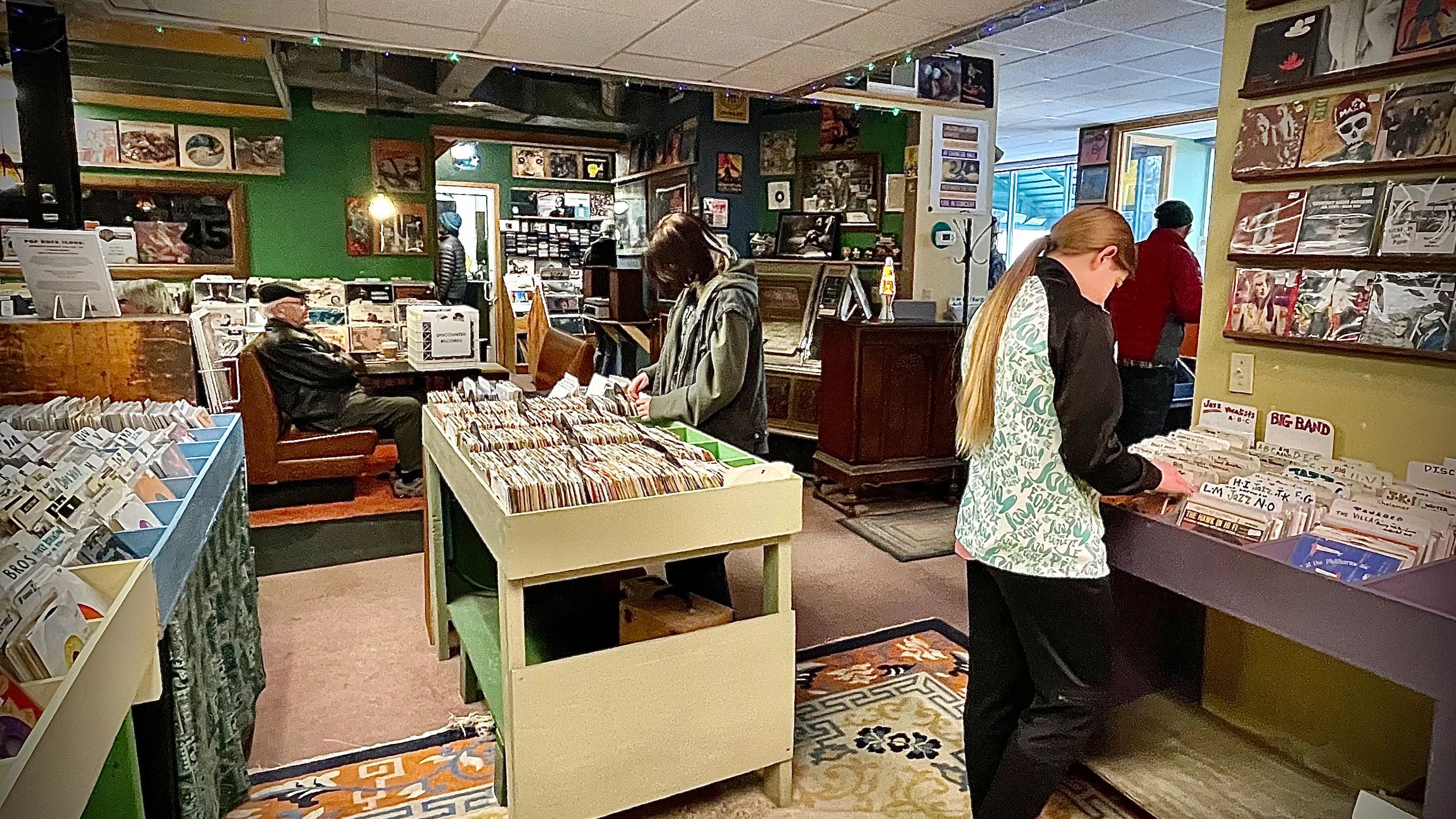 Hymie's Vintage Records
