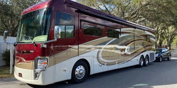 Side view of RV after using Glidecoat Pro Products and metal polishing.