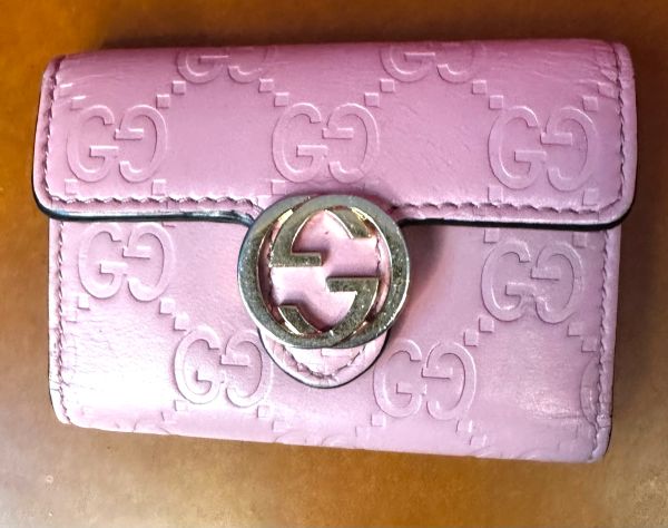 GUCCI Guccissima Leather Icon Signature 6 Key Holder