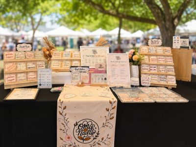 Stall at market - press on nails for children