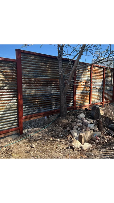 Custom wood and corrugated steel (rusted) fence
Henderson, Las Vegas, Lake Las Vegas, Boulder City