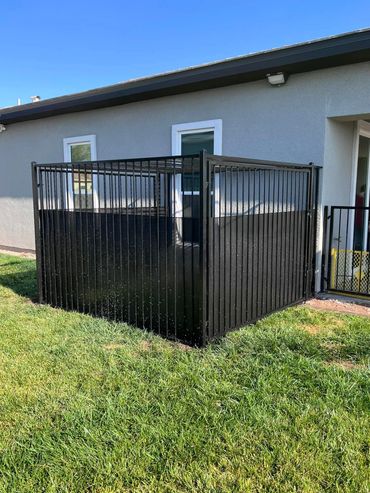 Coyote proof enclosure to keep your animals safe
Henderson
Las Vegas
Boulder City
North Las Vegas