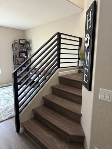 Custom interior staircase handrail.
horizontal, Henderson, Las Vegas, boulder city, fabrication