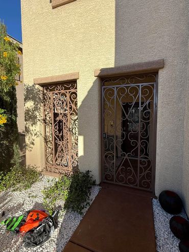 Custom scroll security door
Henderson, Las Vegas. Boulder city. north Las Vegas, lake Las vegas