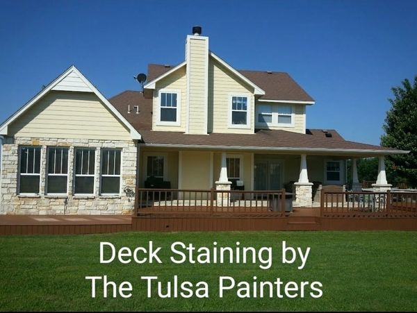 HOUSE DECK STAINING BY THE TULSA PAINTERS. AFFORDABLE DECK PAINTING NEAR TULSA