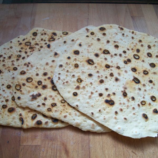 Sephardic matzah 