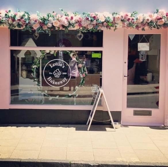 Lottie's Bakeaway