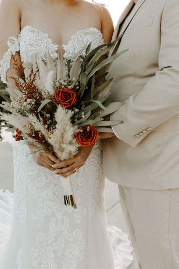 Terracota bridal bouquet