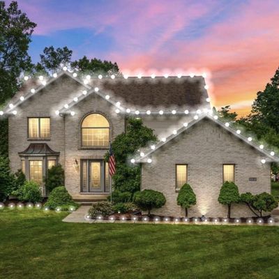 mock-up of Christmas lights on a house