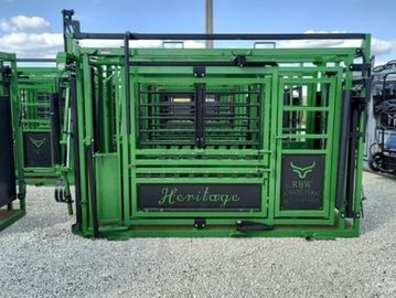 New Synergy Ag Products Heritage Manual Cattle Working Chute