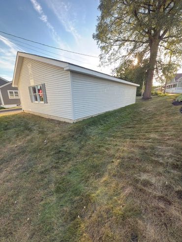 Maine Flow Tech gave fresh new look to this garage after giving it a good wash. Schedule yours today
