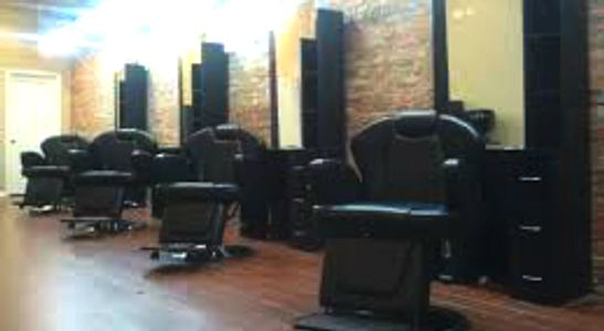 Barber in Chicago, IL | Kenny Macs Barber Shop | Kenny Mac ...