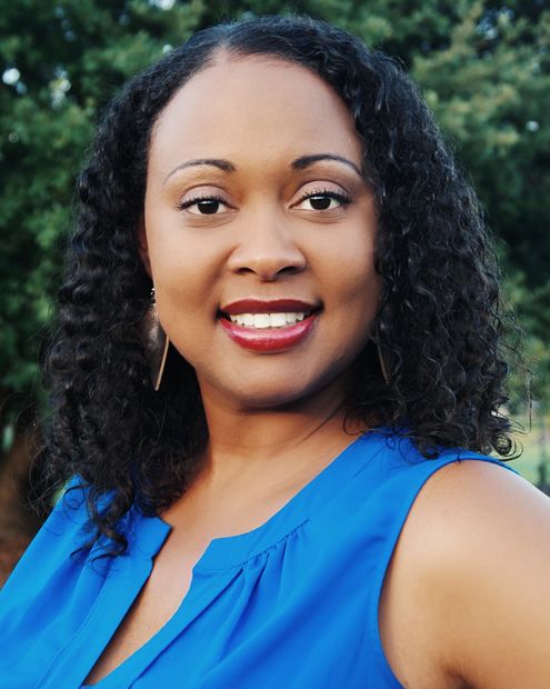 Shawna Shaw, registered dietitian, head shot