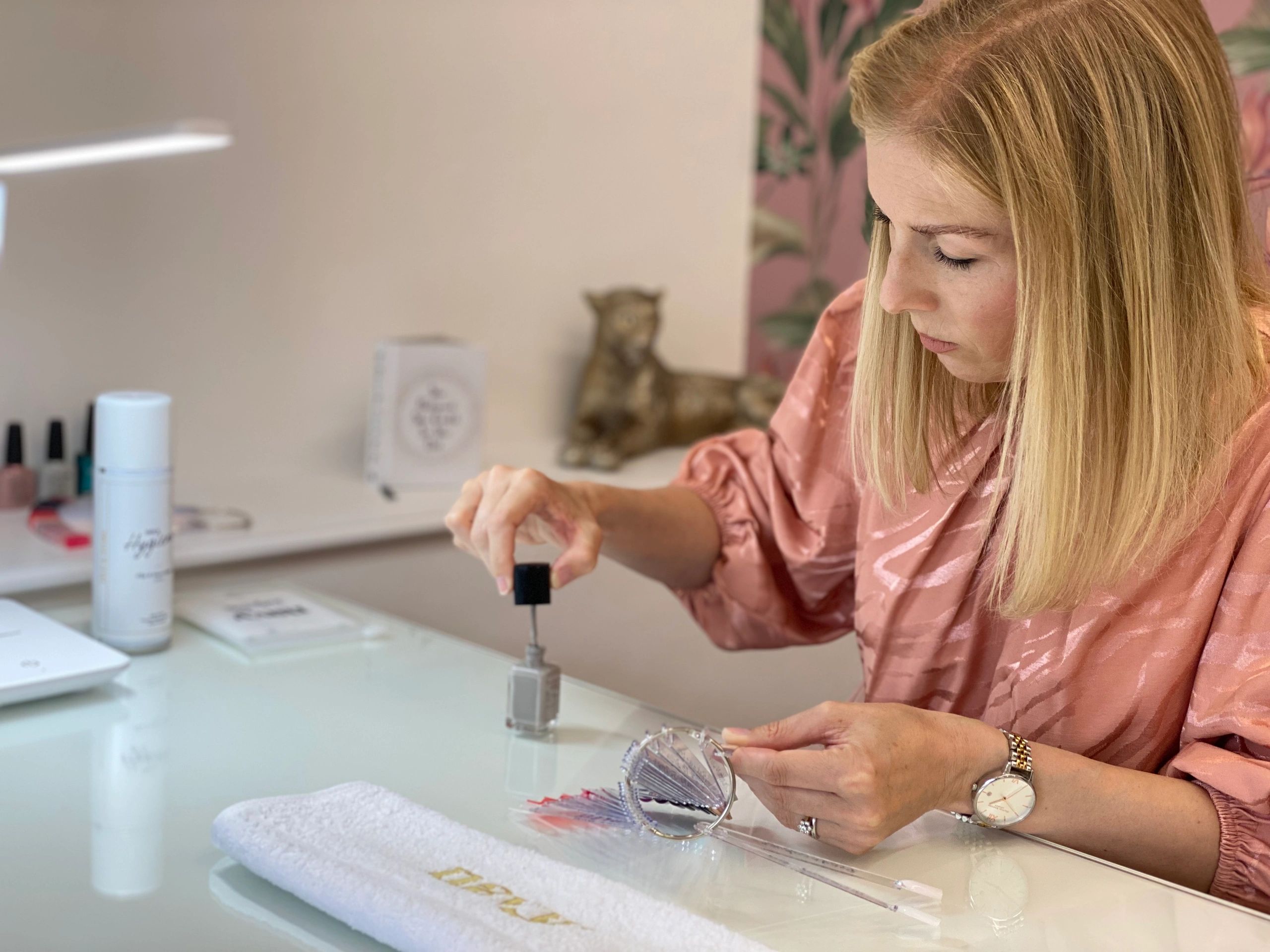 What is Shellac Gel and how to get the most out of your manicure.