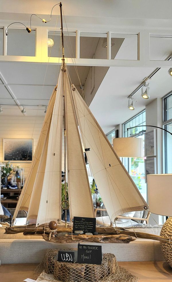 sculptures voiliers, voiliers faits main, art nautique, sculptures artisanales, sculptures voilier.