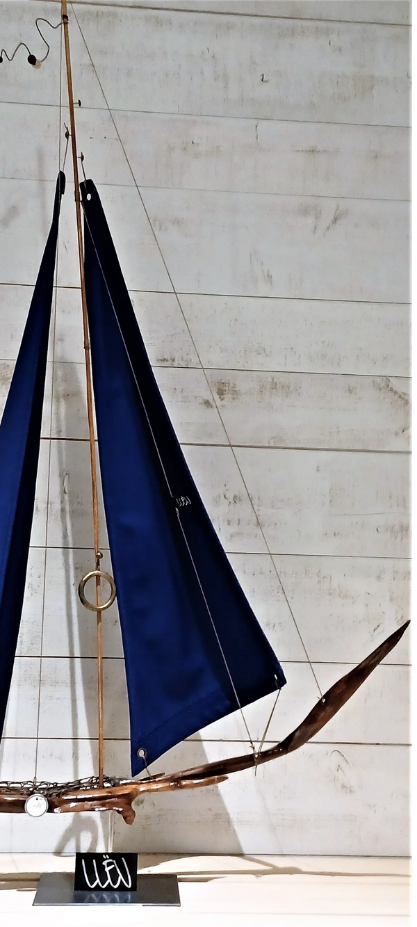 sculptures voiliers, voiliers faits main, art nautique, sculptures artisanales,  voilier en bois