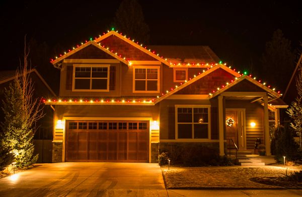 Professional Holiday Lighting Company Manchester, NH