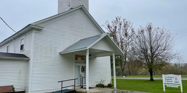 Lockport Baptist Church building