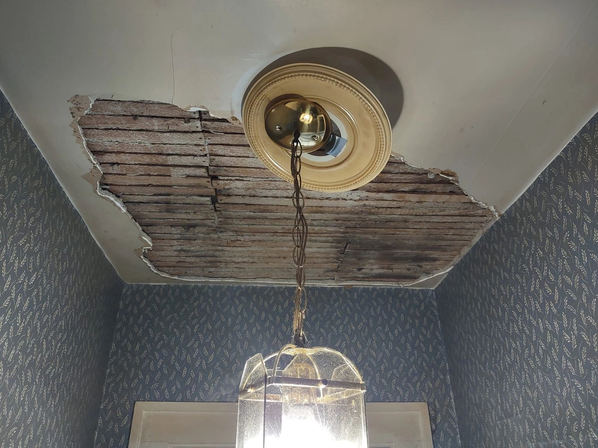 Expert Drywall Repair, Plaster Repair and Texture Matching Services
