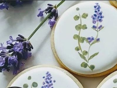 sugar cookie picture courtesy COVENANT CONFECTIONS of East Wenatchee