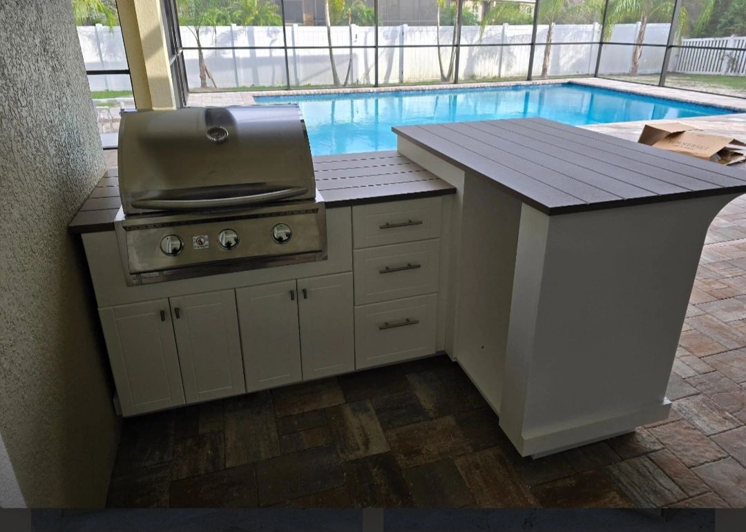 Full outdoor kitchen build