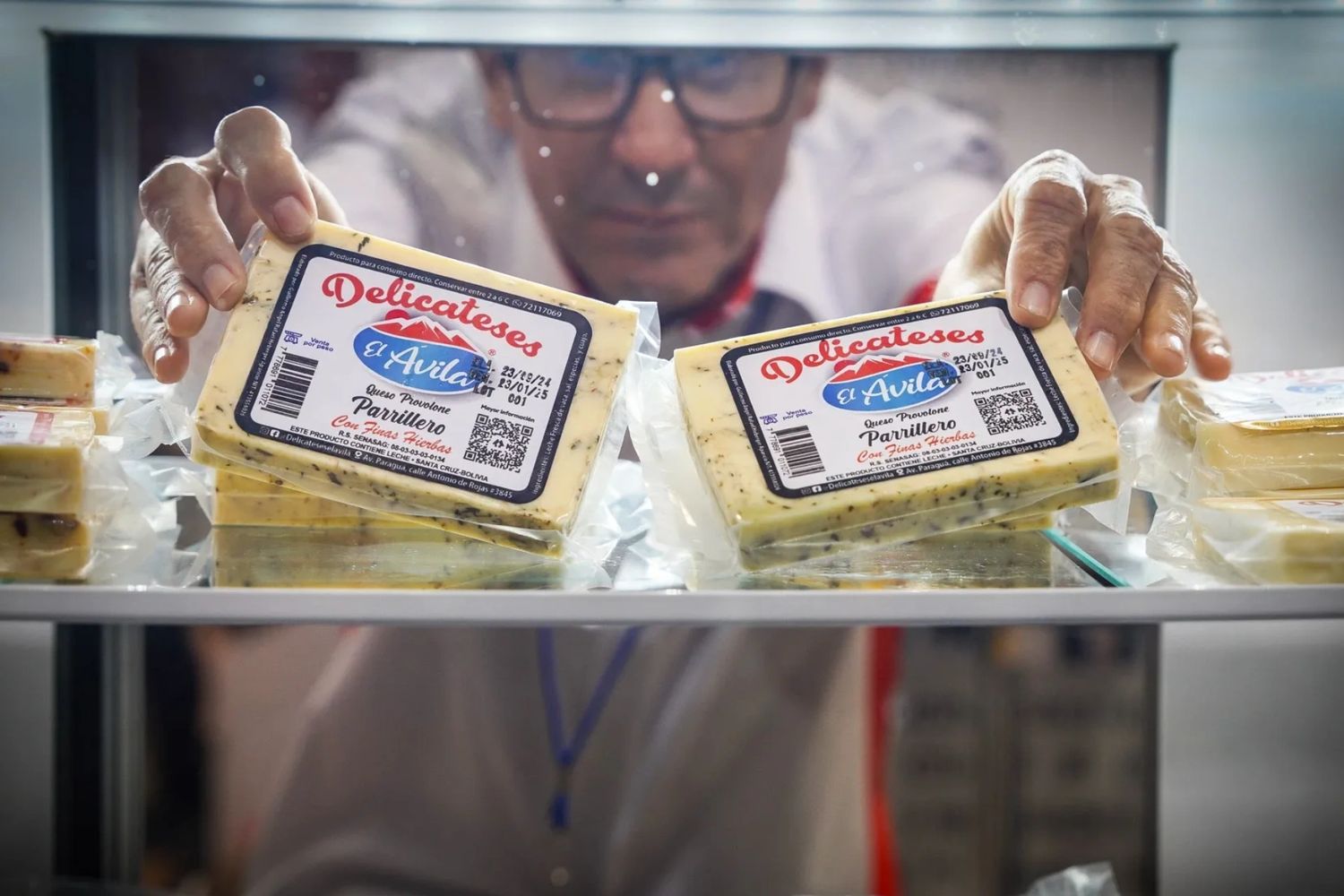 Distribuidores exclusivos de la marca Delicateses El Ávila para Bolivia y el mundo.