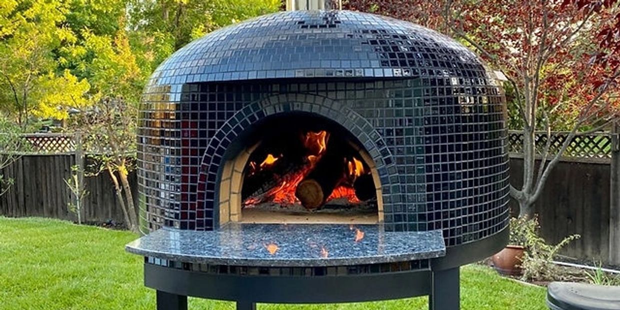 How to Start a Fire in a Wood Fired Forno Bravo Oven - Forno Bravo.  Authentic Wood Fired Ovens