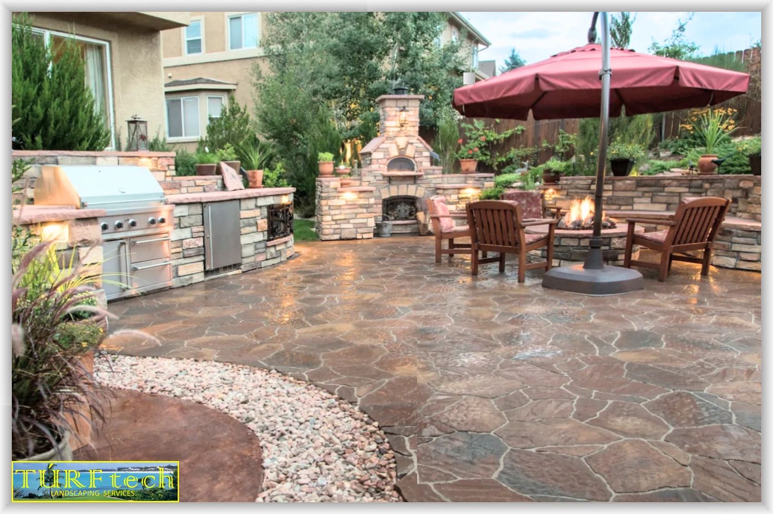 Pebble Turf Gólf Túrf TÚRFtech Póóls Chéss Béach Gólf Ránch Clubhouse Patio Garden Lake House Resort