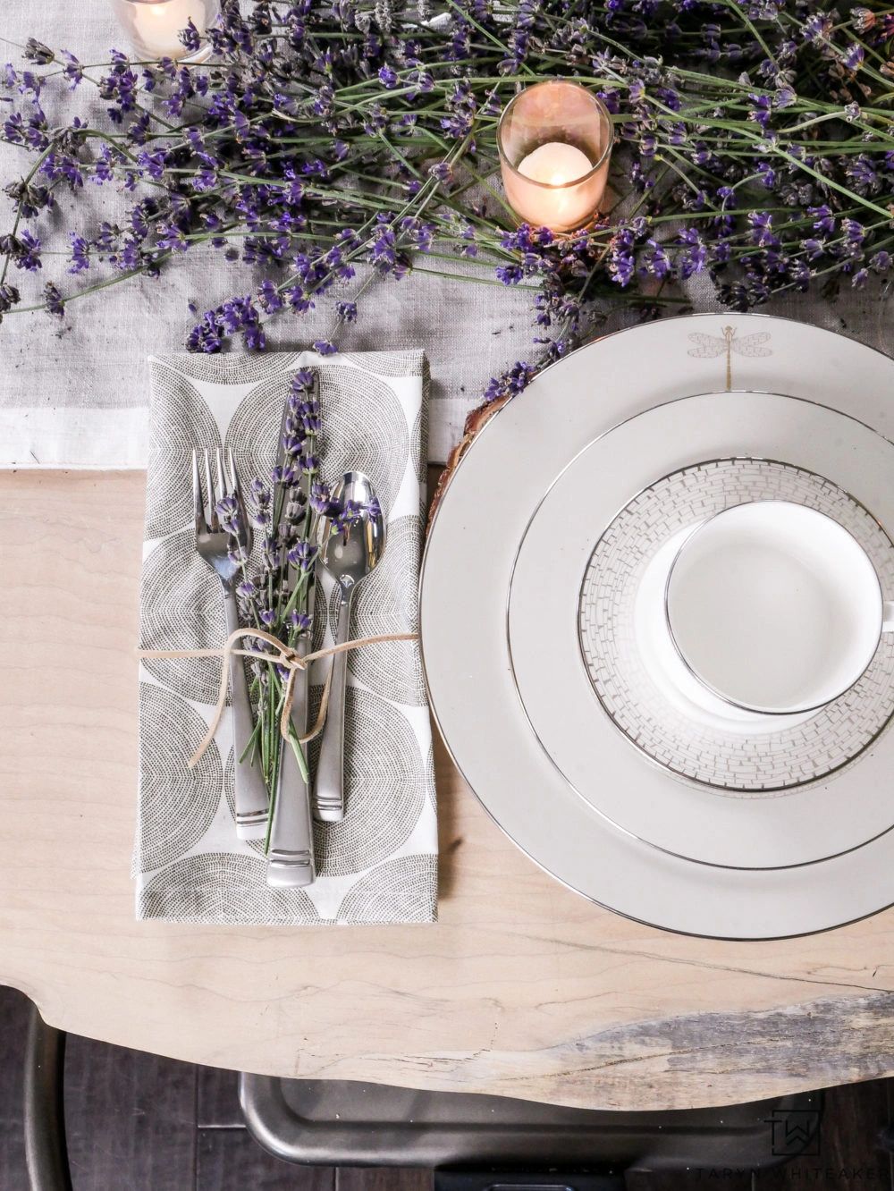 FRESH LAVENDER FALL TABLESCAPE