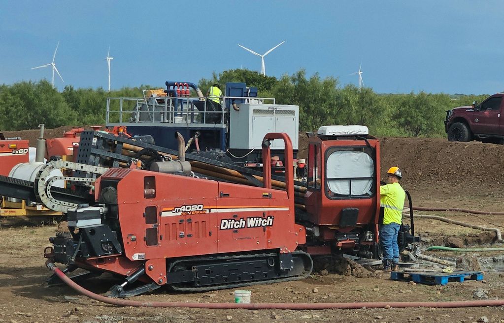 True Underground - Ditch Witch JT4020 All Terrain