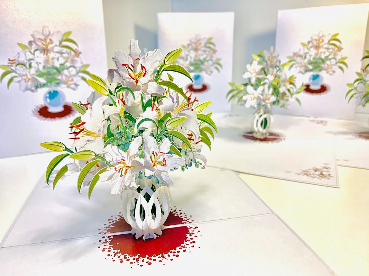 Lush White Oriental Lilies in a Vase Pop Up Card
