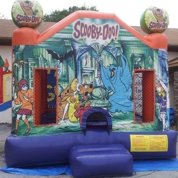 Scooby Doo bounce house