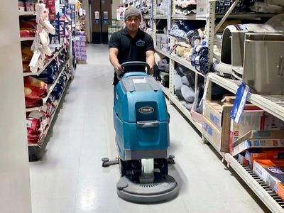 Professional floor maintenance by Cruz Cleaning Service LLC in McHenry IL, NW IL and SW WI