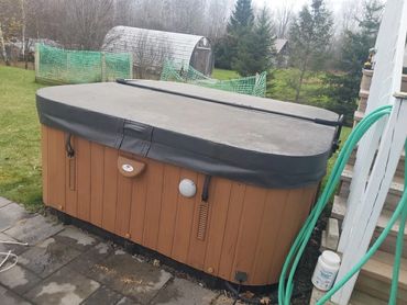 Marquis Spas hot tub with The Spa Dragon installed