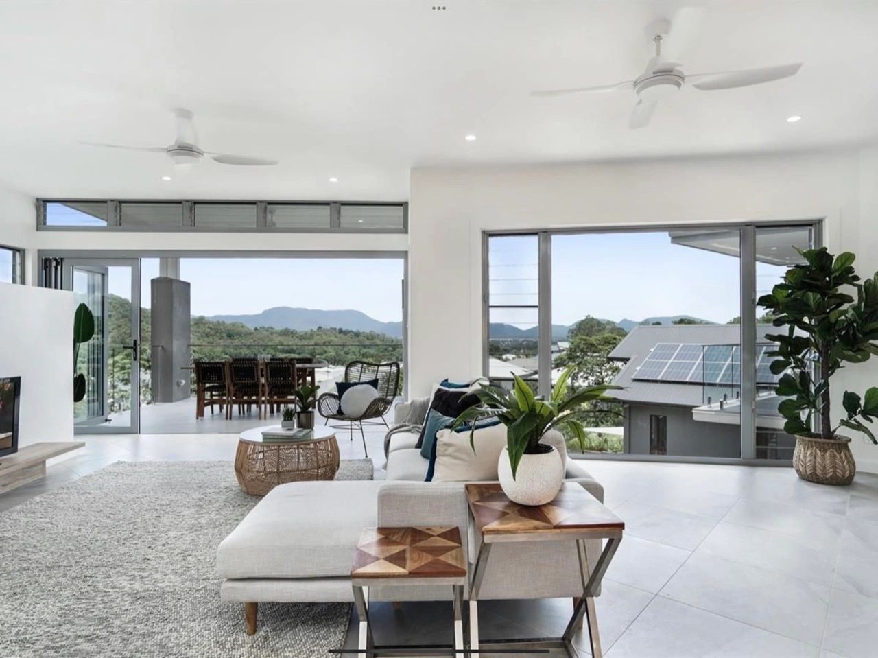 Bill Claridge Painting Painter Cairns, Queensland