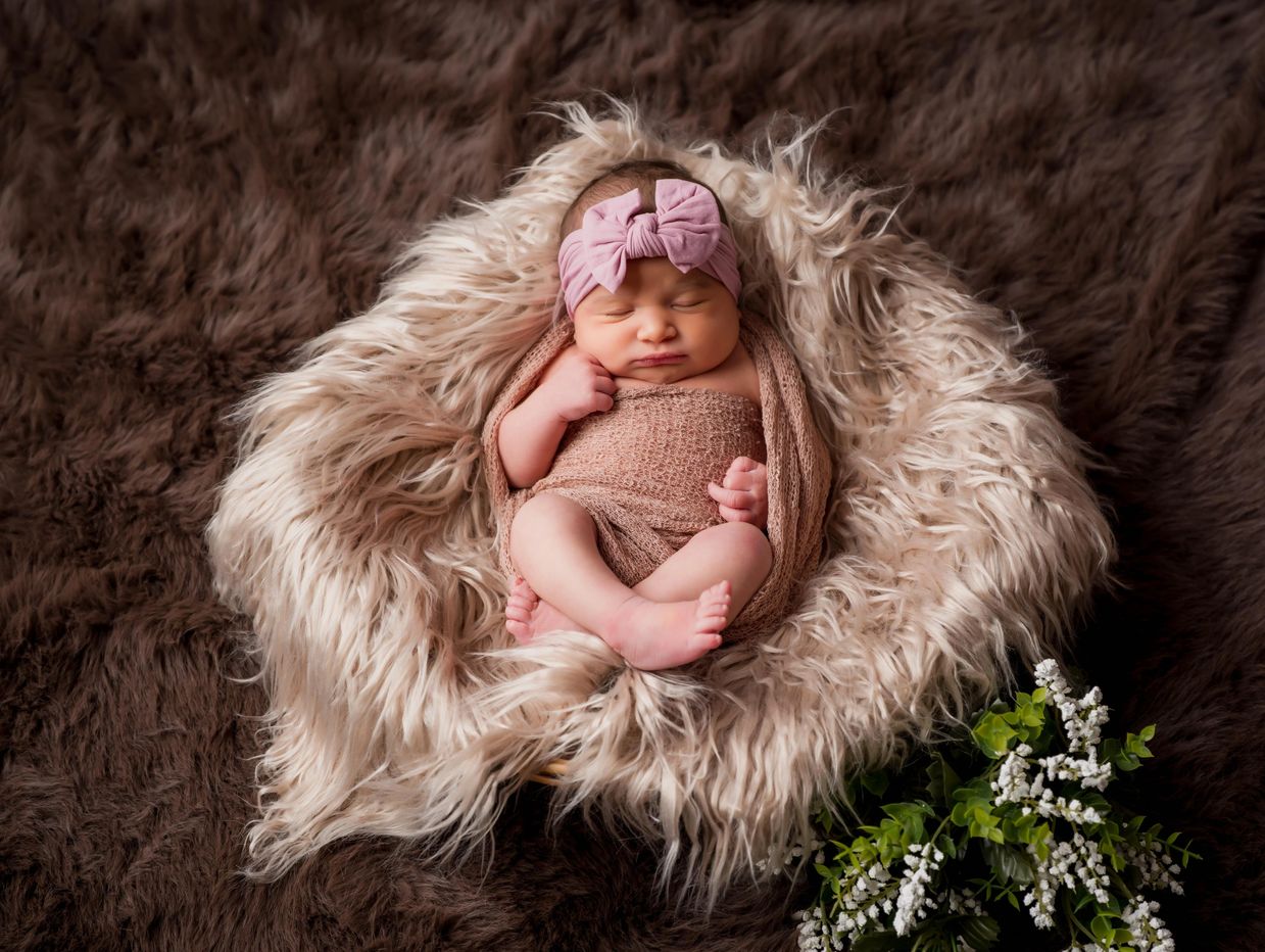 Fotografía newborn en Bormujos: delicadeza en cada detalle