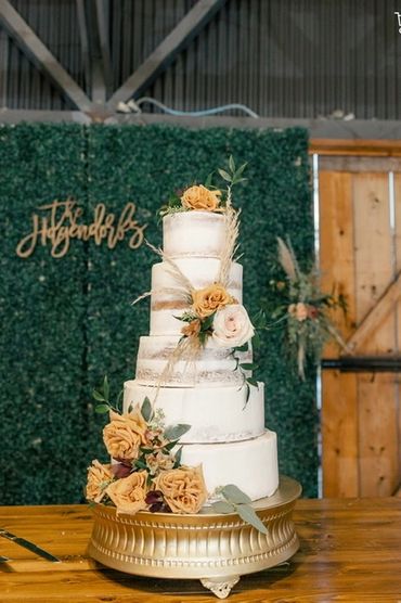 Wedding cakes Fredericksburg Kerrville TX