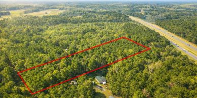 Aerial outline of 3.6 wooded acres near Fayetteville NC, about 1 mile from I-95