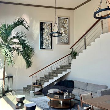 Casa con techos altos y moderna