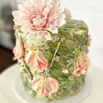 Palette knife flower cake dahlia