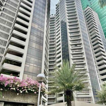 Ritz Tower for Lease