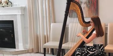 amelia lussier harpiste