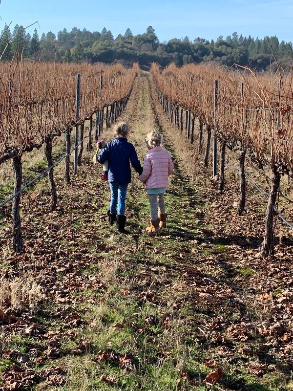 Ayla & Luisa. First time at Cavern Vineyards. Rothman Wines. 