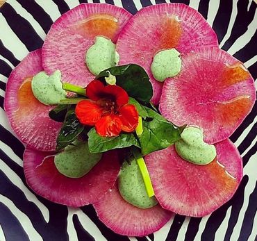 MARINATED BIO WATERMELON -
RADISH WITH SPINACH - GARLIC 
MAYONNAISE