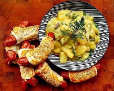 FRANKFURT SAUSAGES IN PUFF PASTRY, POTATOESALAD WITH DILL AND OLIVES