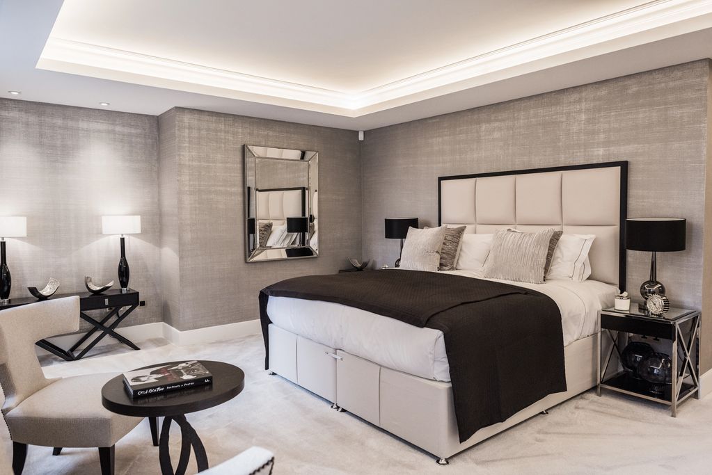 Bed room Suite in London. Using our Silk Weave effect for walls