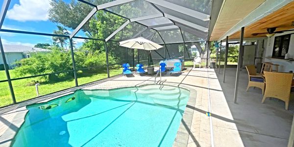 Cape Coral rental with private pool
Cape Coral rental with hot tub
Cape Coral rental with outdoor