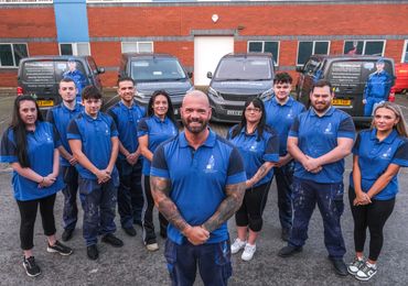 777 Plumber team photo Newbury head office