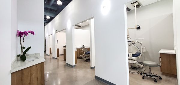 supreme dental, best dentist, dentist near me, cosmetic dentist, dental implants, veneers, las vegas